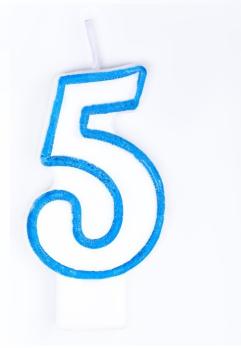 Свеча  для  торта  5